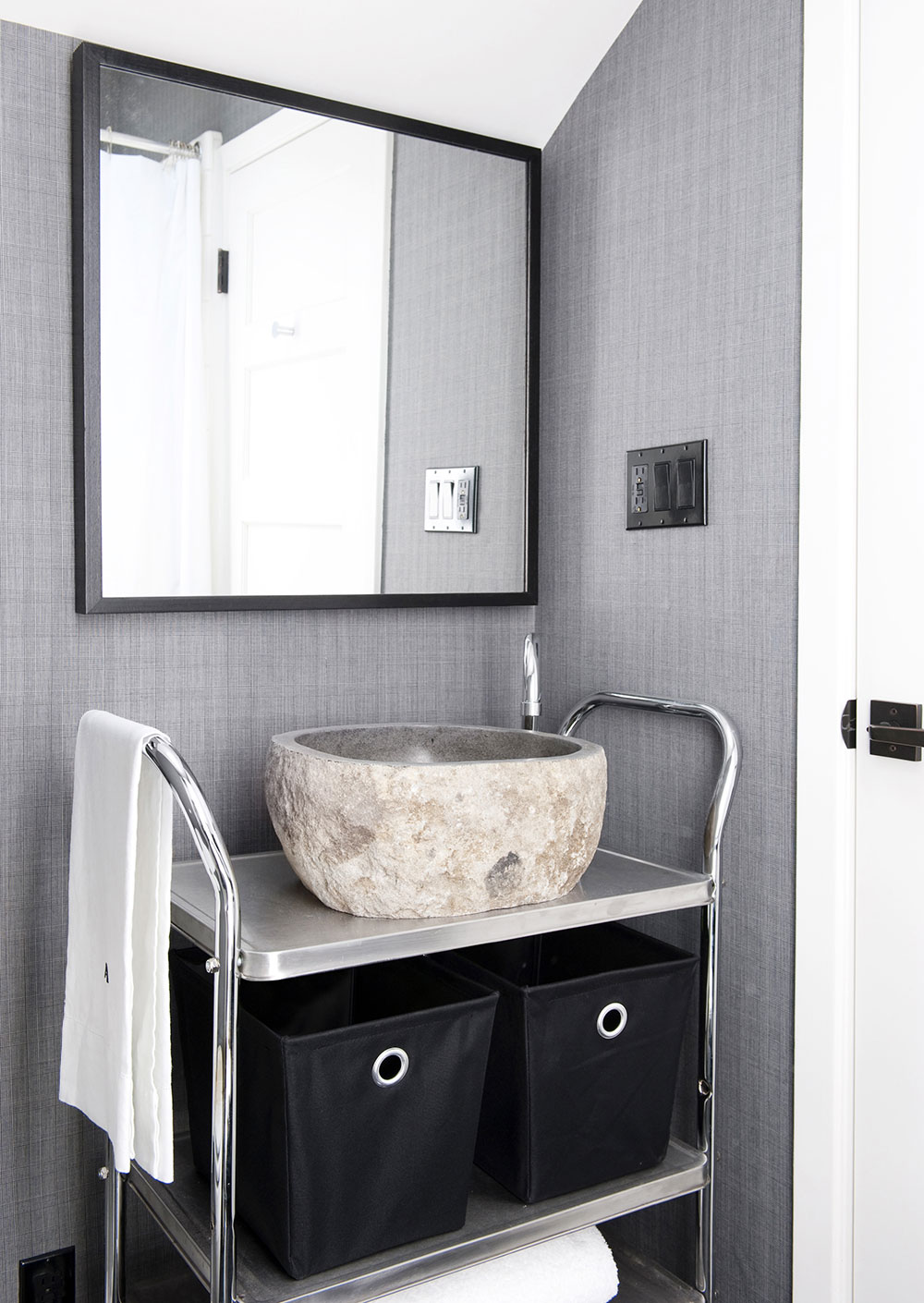 Stone-Sink-Architectural-Salvage-Sonoma-Bathroom-Sonoma-Residence-Antonio-Martins-Interior-Design